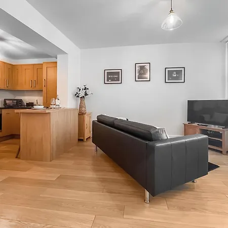 Apartment Old Steamship Quarters Whitby