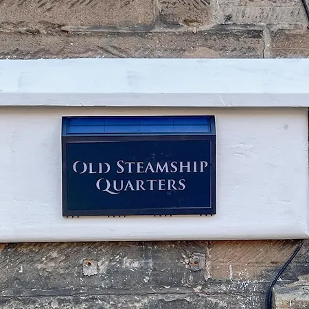 Old Steamship Quarters Lägenhet *